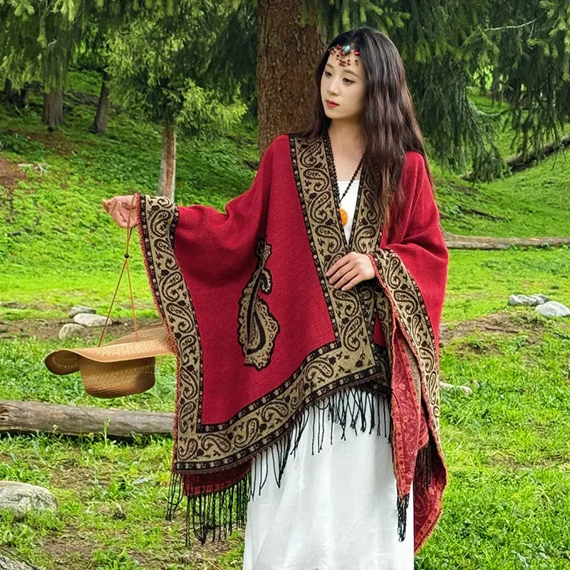 cocoa小苏新疆西藏草原旅游民族风围巾披肩外搭保暖拍照斗篷披风