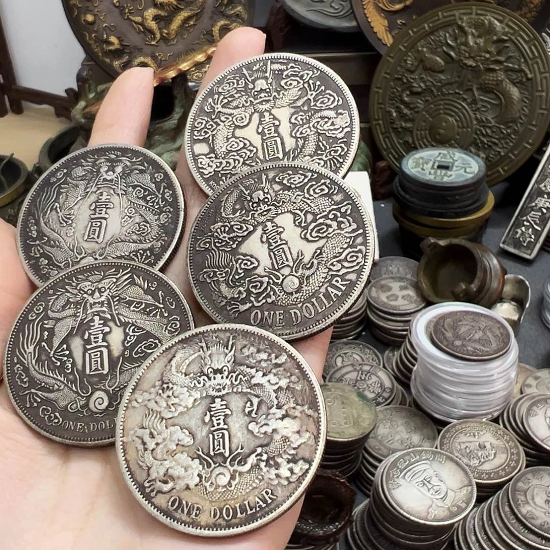 金属复古风格摆件