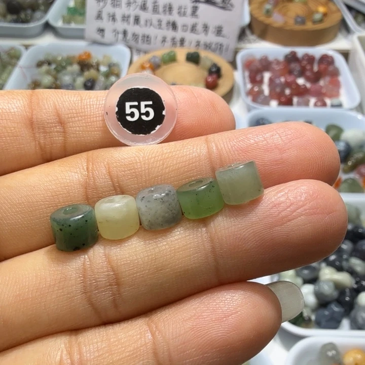 和田玉未镶嵌珠宝奇石