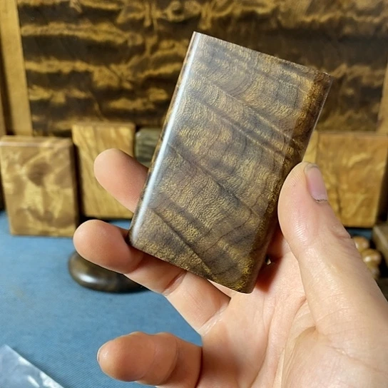 【闪购商品】鑫*金丝楠阴沉木无事牌
