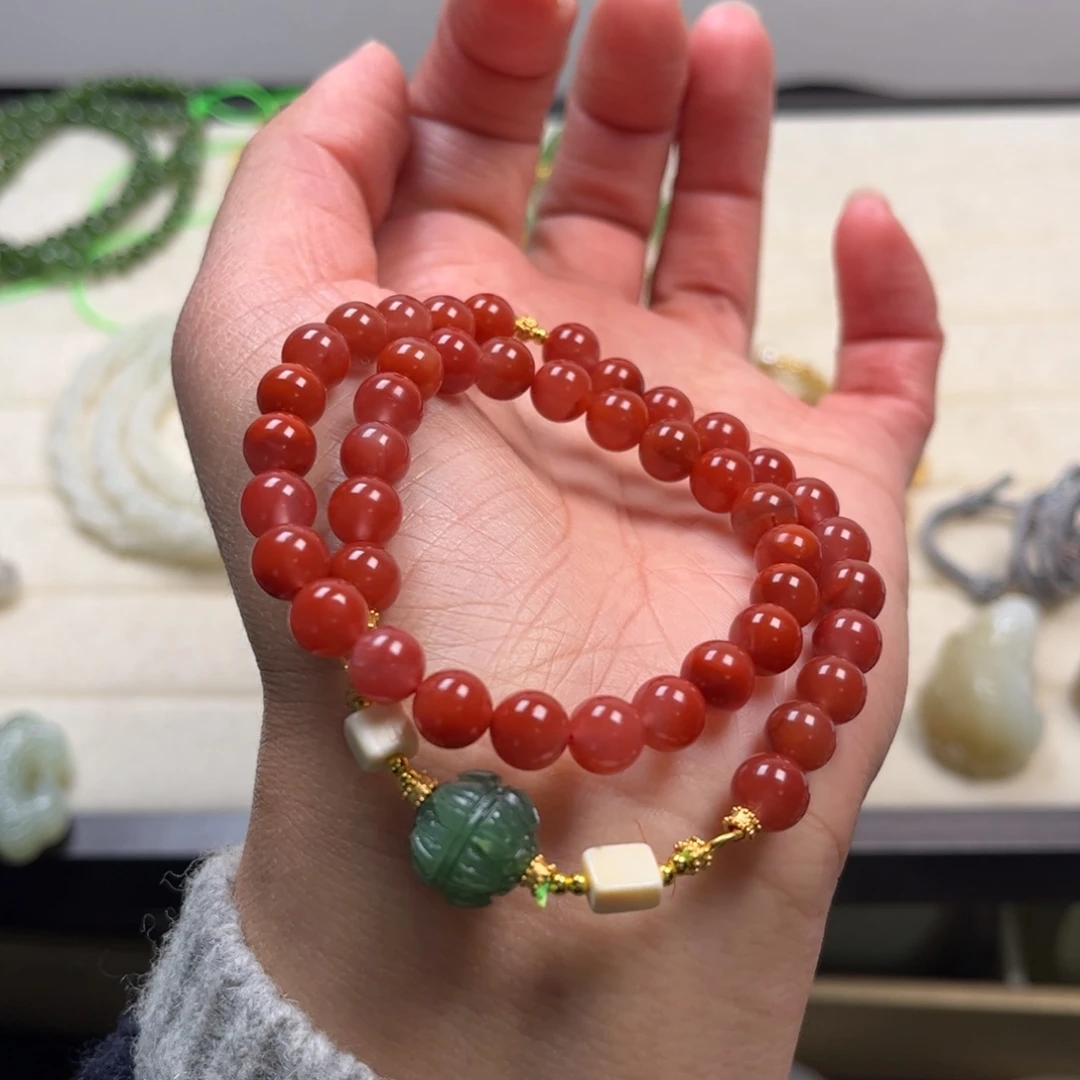 妙***.南红玛瑙未镶嵌手链