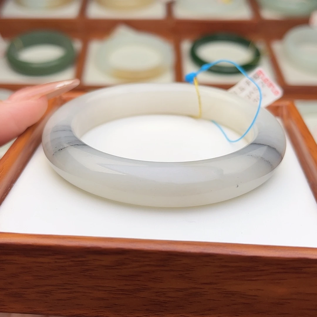 和田玉未镶嵌手镯57.7