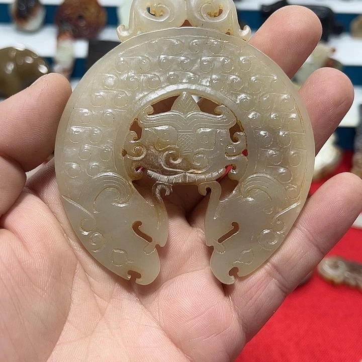 和田玉挂件未镶嵌华****》