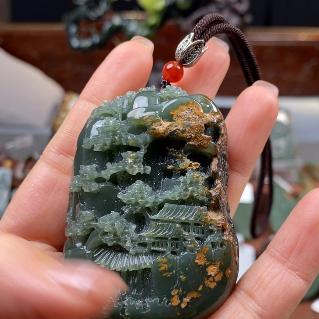 上***3岫岩河磨玉（透闪石质玉）未镶嵌把件
