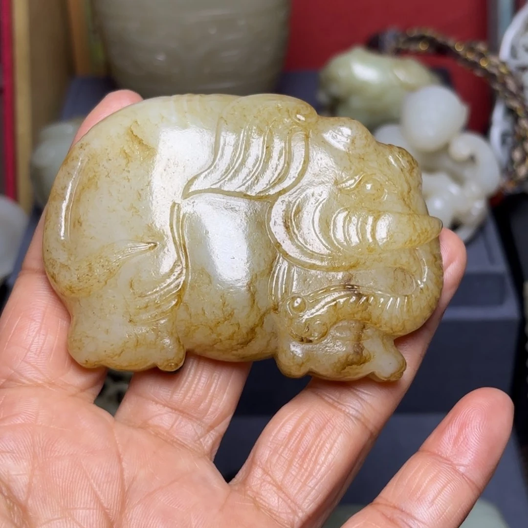 和田玉（糖玉）挂件未镶嵌天****人