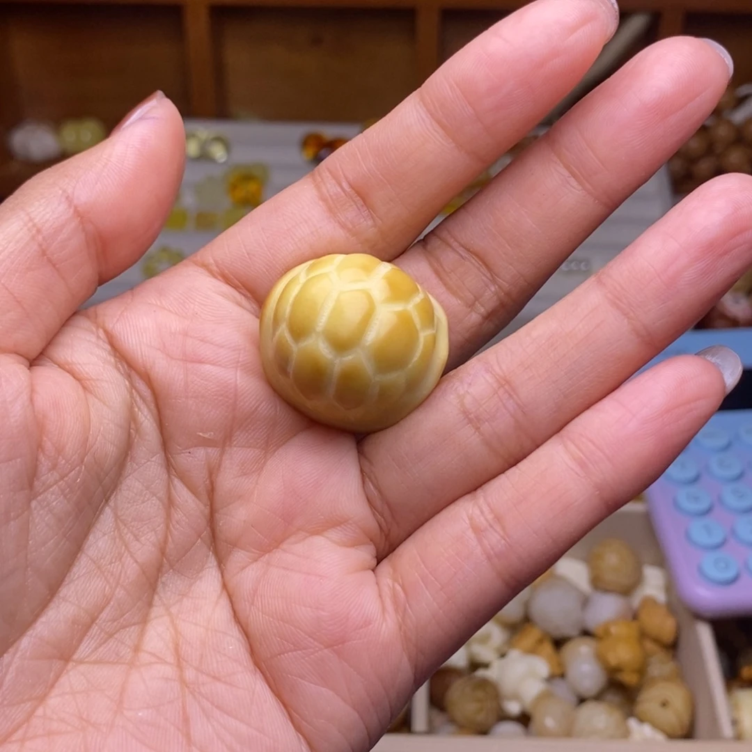 吊坠猴头核桃富甲