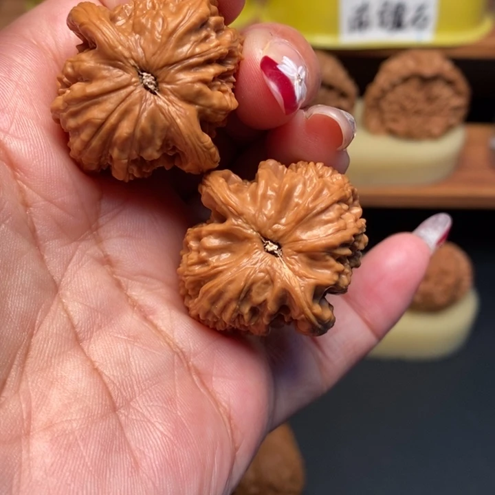 吊坠文玩核桃33全品白狮子