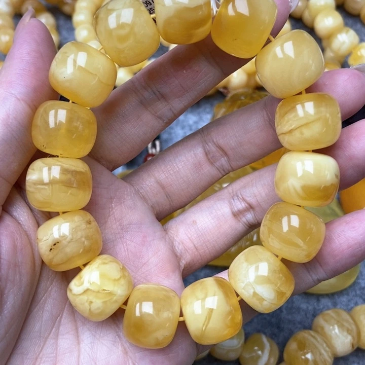 琥珀未镶嵌珠宝奇石17