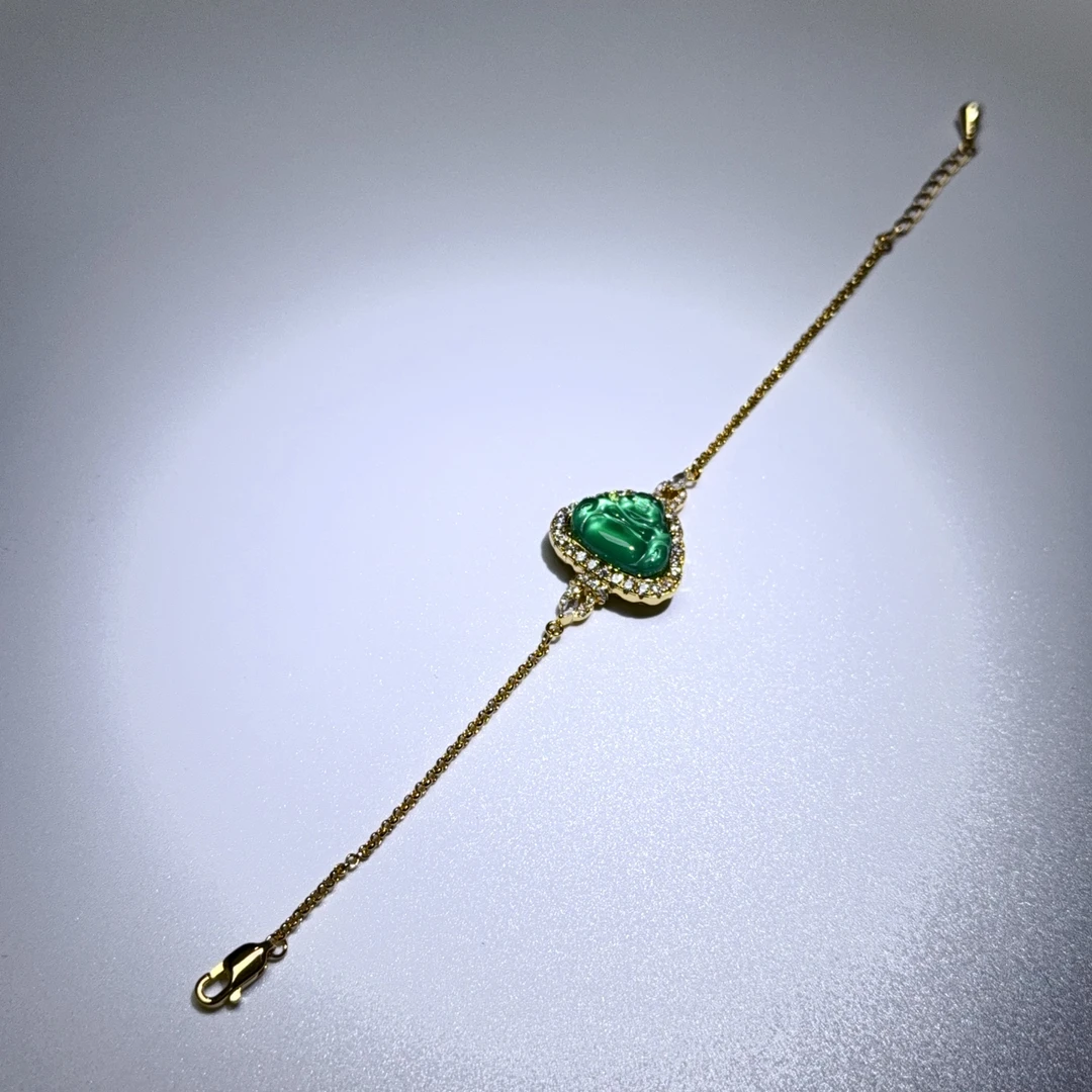 Q224 精美珠宝手链 尺寸13*16*10mm
