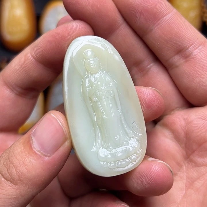 和田玉未镶嵌挂件