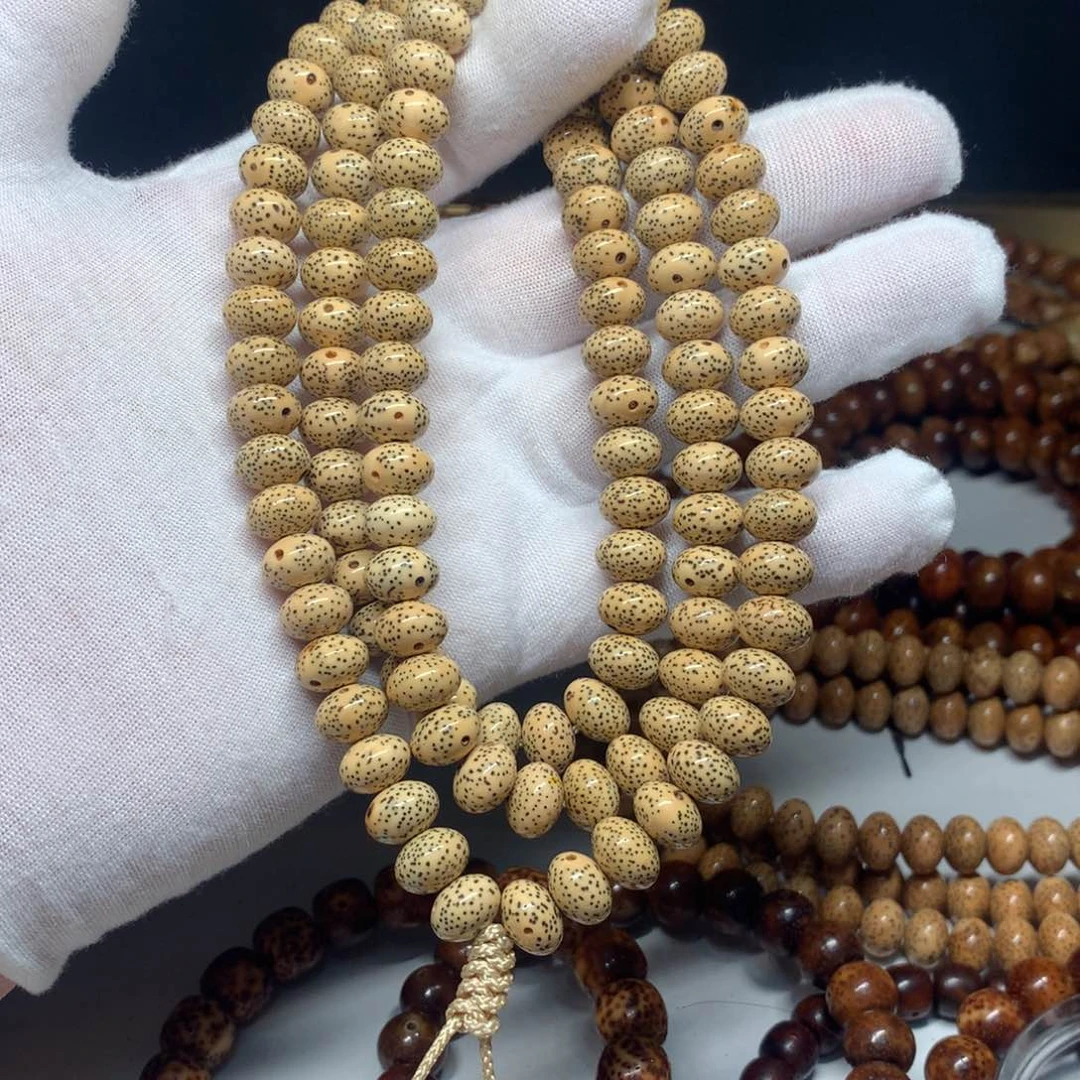 吊坠星月菩提陈化料10✖️7苹果珠奶油黄