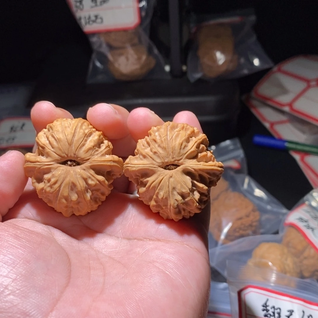 泥***客文玩核桃吊坠40全品番天印