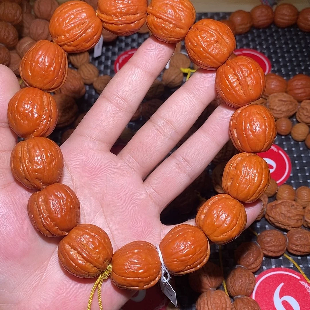 文玩核桃手串光头