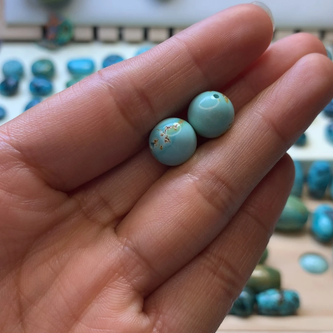 肉****绿松石未镶嵌珠宝奇石