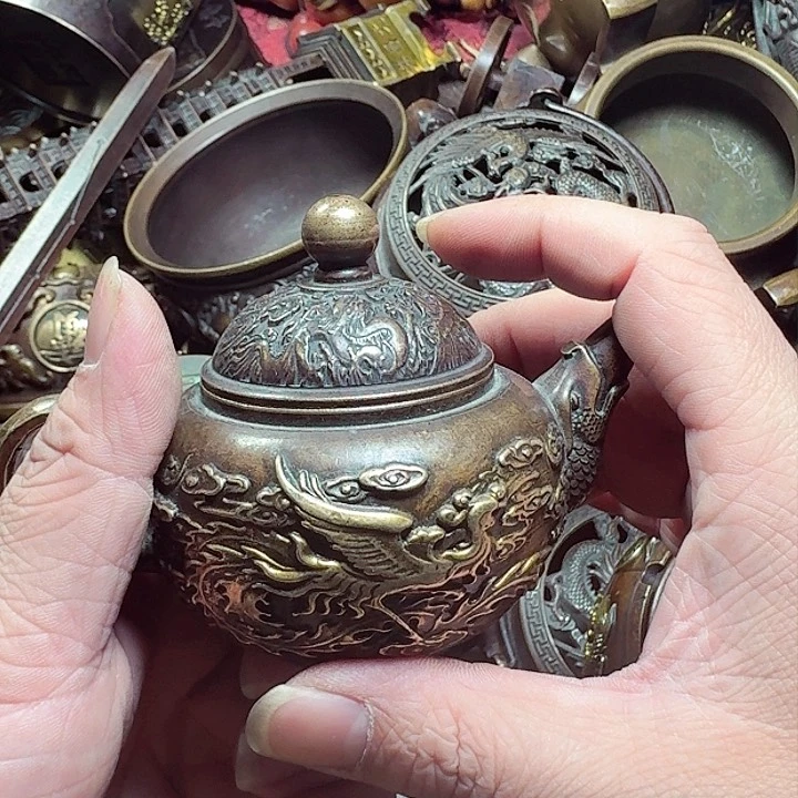 铜器摆件收收藏藏