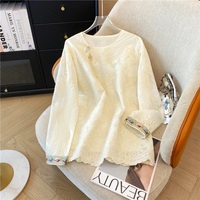 新中式复古国风上衣春秋季新款刺绣镂蕾丝衬衫女上衣宽松显瘦小衫