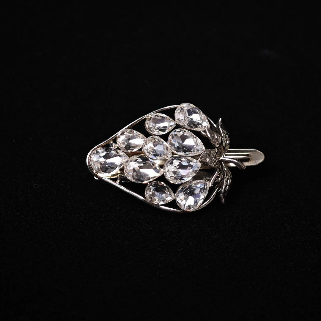 312晶糖草莓多面切割爆闪气质小高货简约百搭