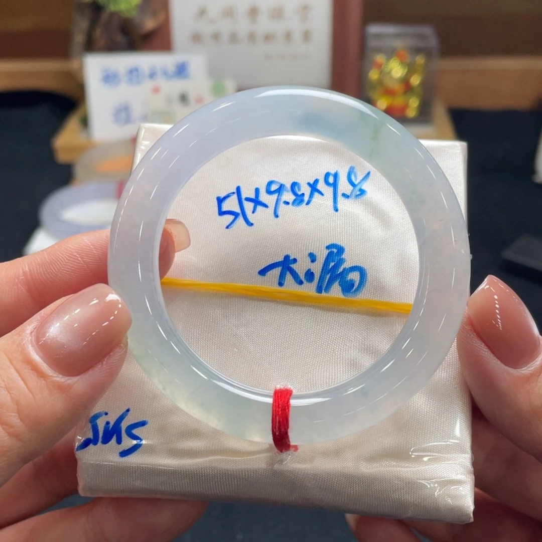 翡翠手镯未镶嵌翡翠51圆条