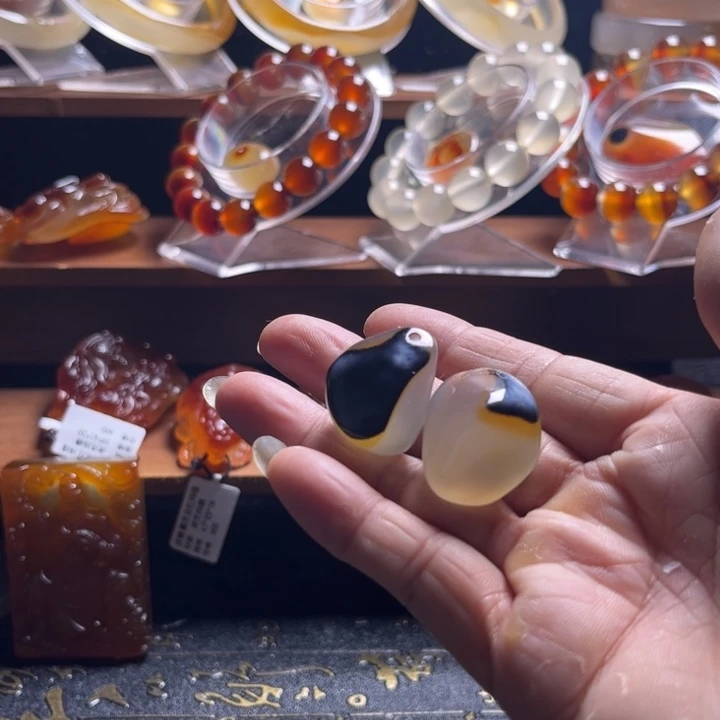 安***晴玛瑙/玉髓未镶嵌颈饰