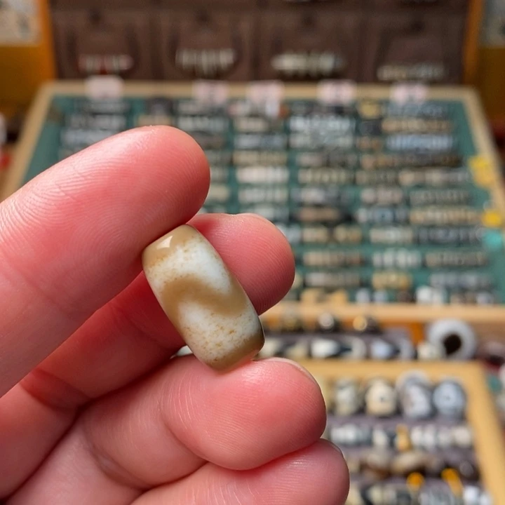 未镶嵌玛瑙/玉髓珠宝半成品