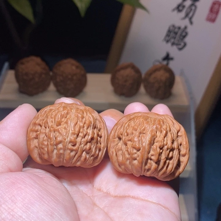 文玩核桃吊坠全品汉高楼