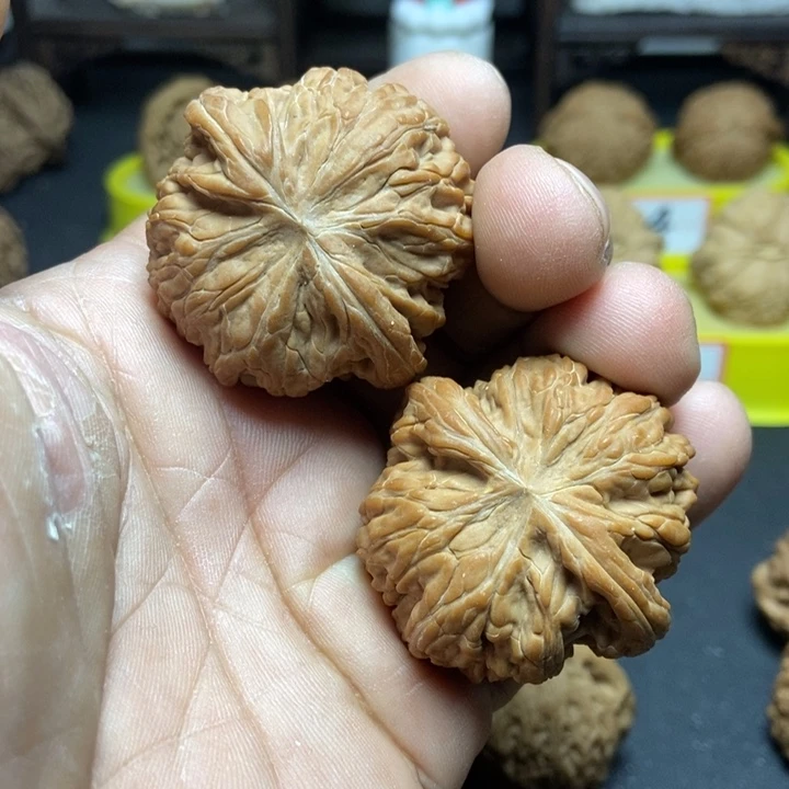 核桃山地磨盘005