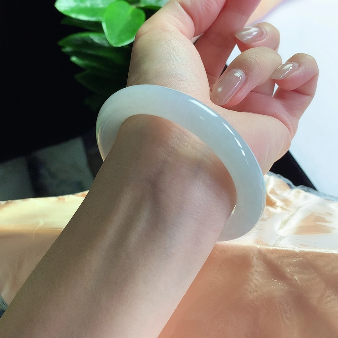 翡翠未镶嵌手镯天然Ａ货翡翠56/55