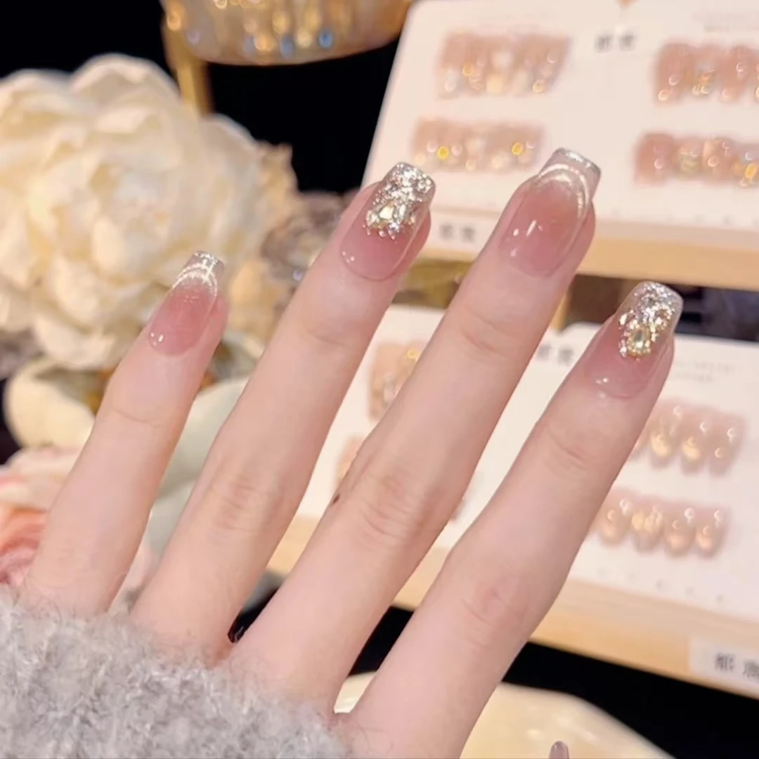 【塞纳黄昏】裸色猫眼带钻中长款穿戴甲日常甲片百搭气质温柔美甲