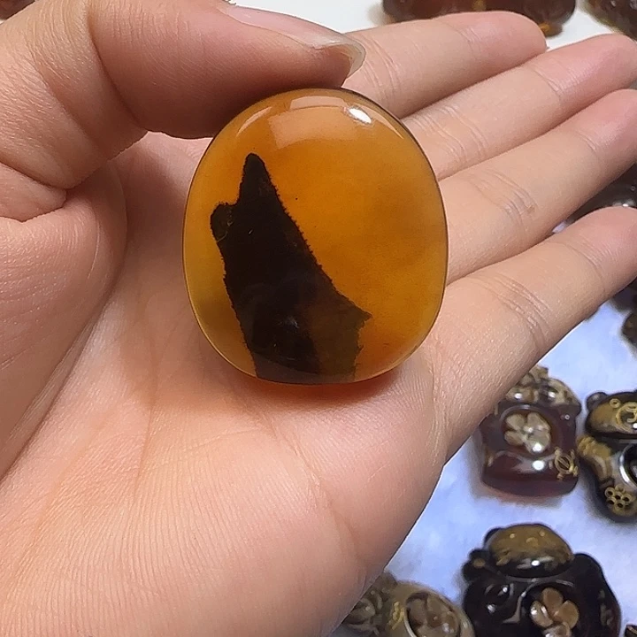琥珀未镶嵌裸石植物随行