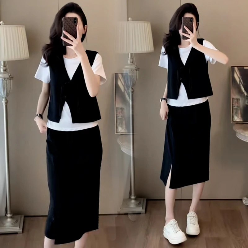 设计感休闲运动服套装女2025年夏新款高级感马甲短袖半身裙三件套