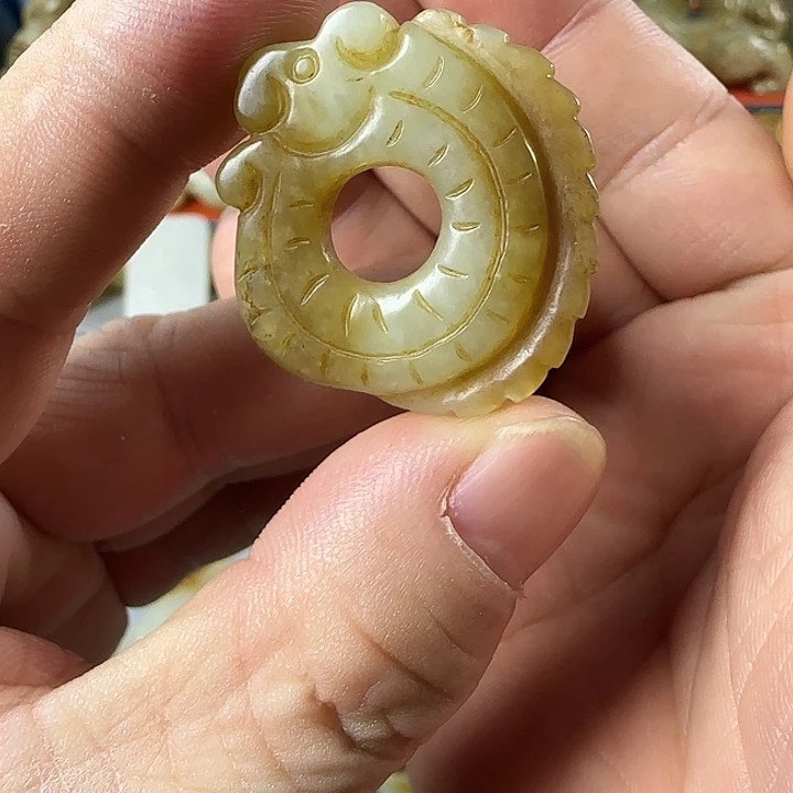 和田玉（糖玉）未镶嵌颈饰