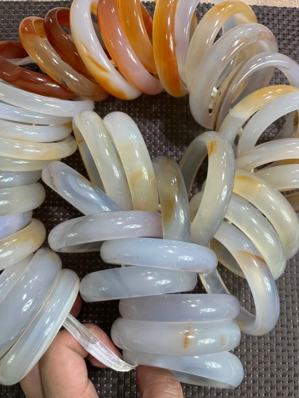 玛瑙手镯工厂直播间选货59米天然玛瑙款 多样性发货一个