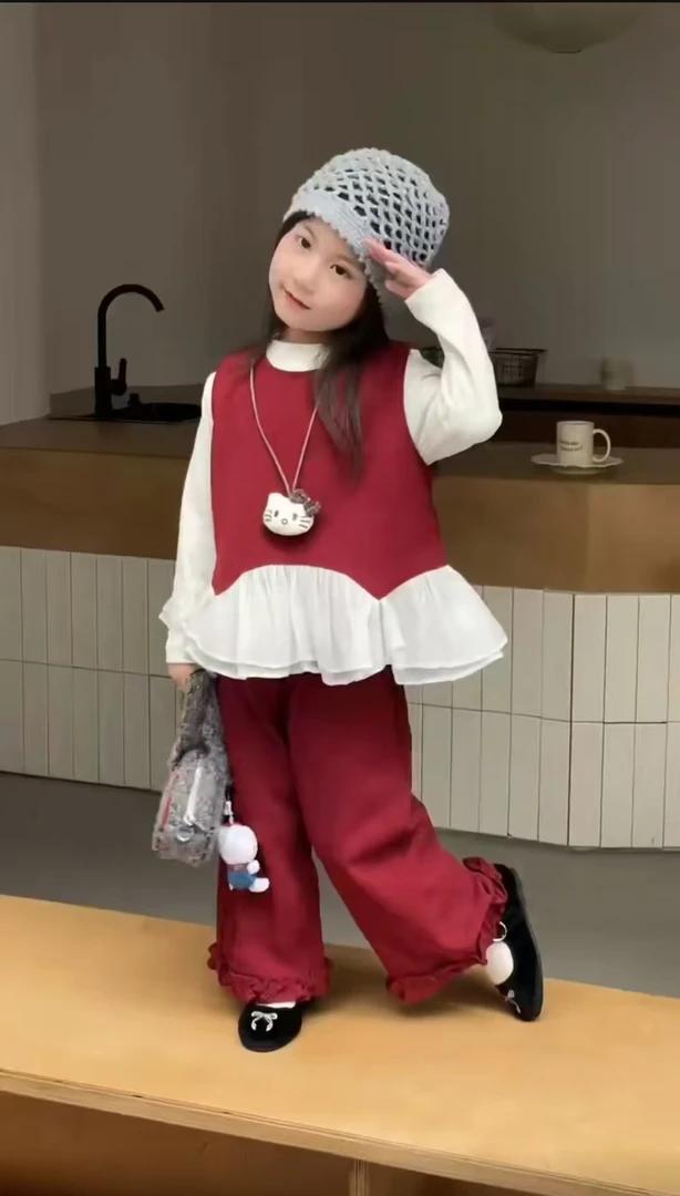 56096女童三件套2025秋装新款儿童韩版森系百搭套装送KT猫项链