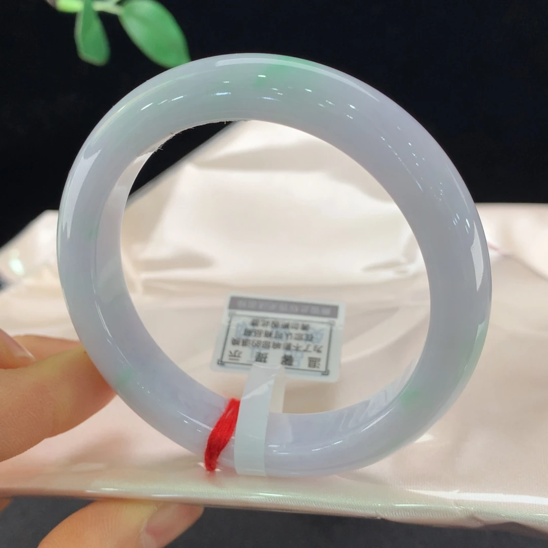 翡翠未镶嵌手镯0124