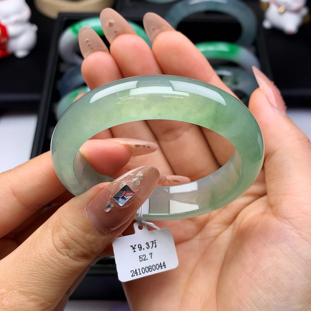翡翠手镯未镶嵌52-53冰透晴水底色