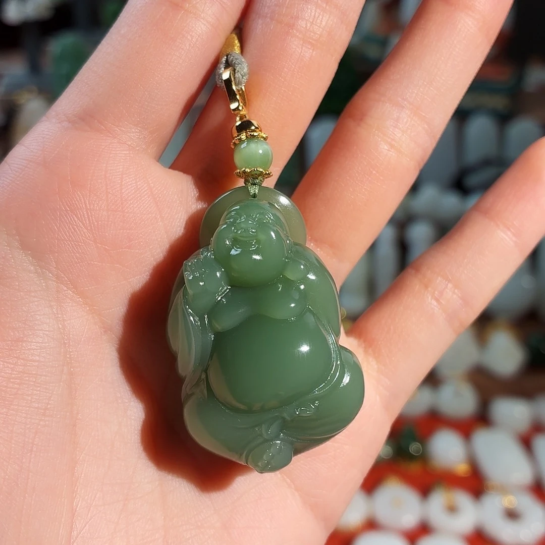 信***任和田玉未镶嵌颈饰T