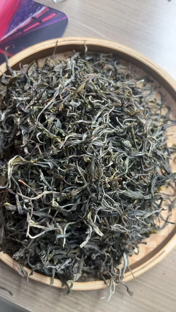 【CN802】2025年【坡脚·明前春】普洱茶生茶散茶