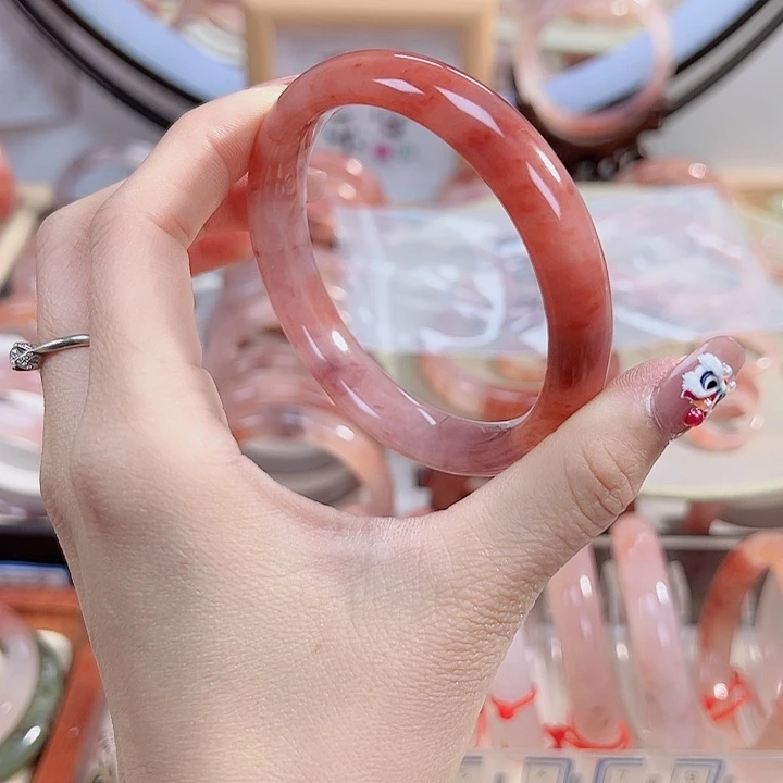 石英质玉手镯未镶嵌婉*