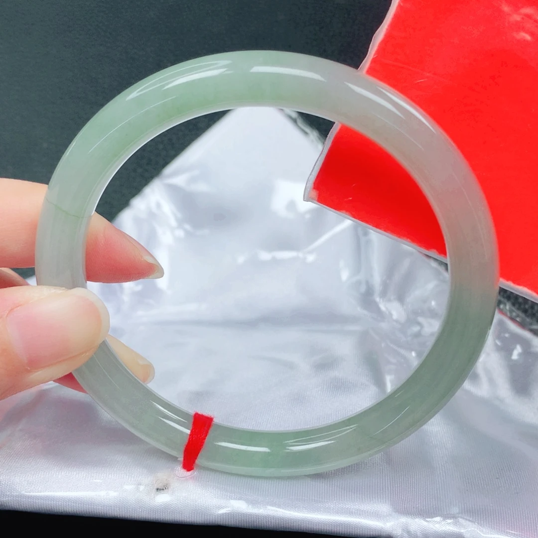 翡翠未镶嵌手镯62圈