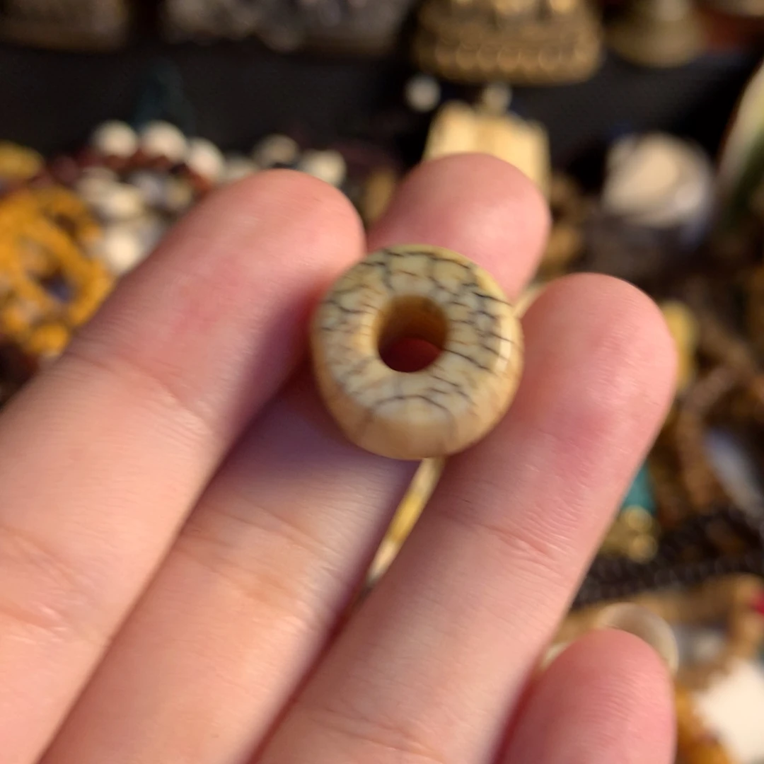 泥塑喜马拉雅佩珠