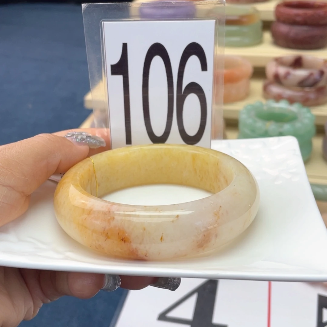 石英质玉未镶嵌手镯62.7圈