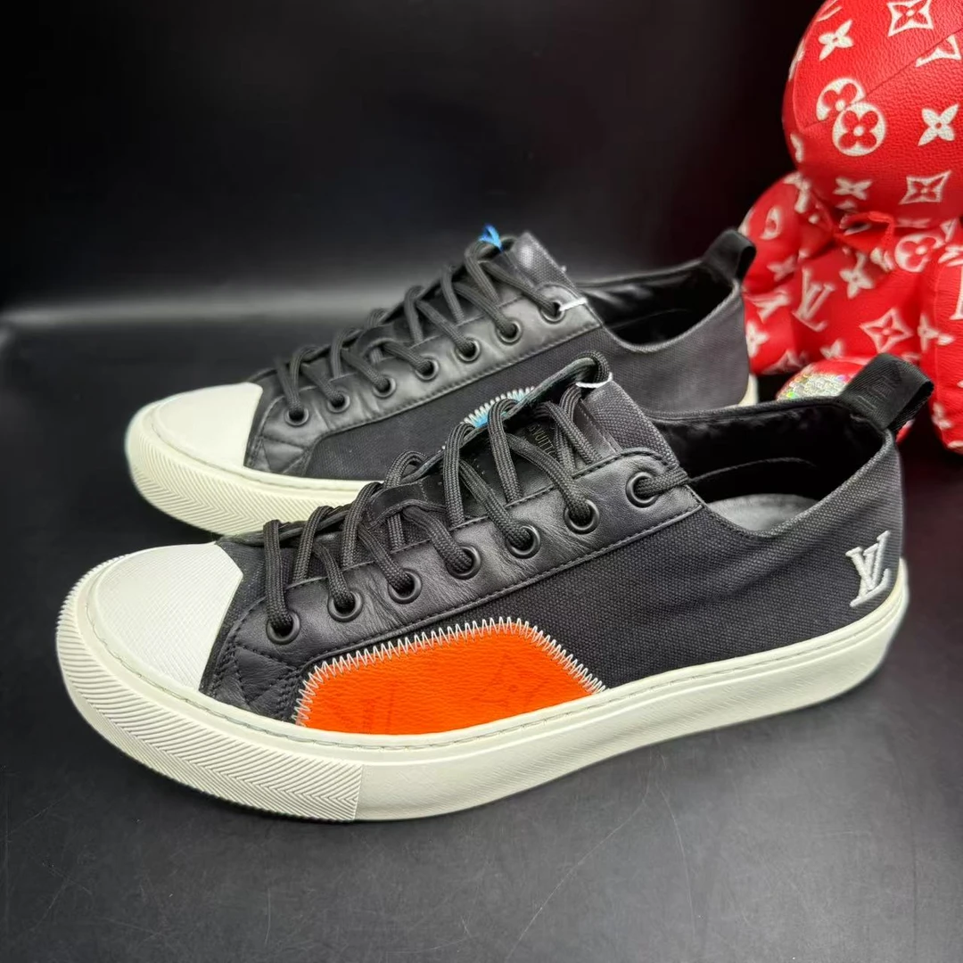 95新 LouisVuitton/路易威登 黑色帆布贝壳头板鞋39欧码 kke437