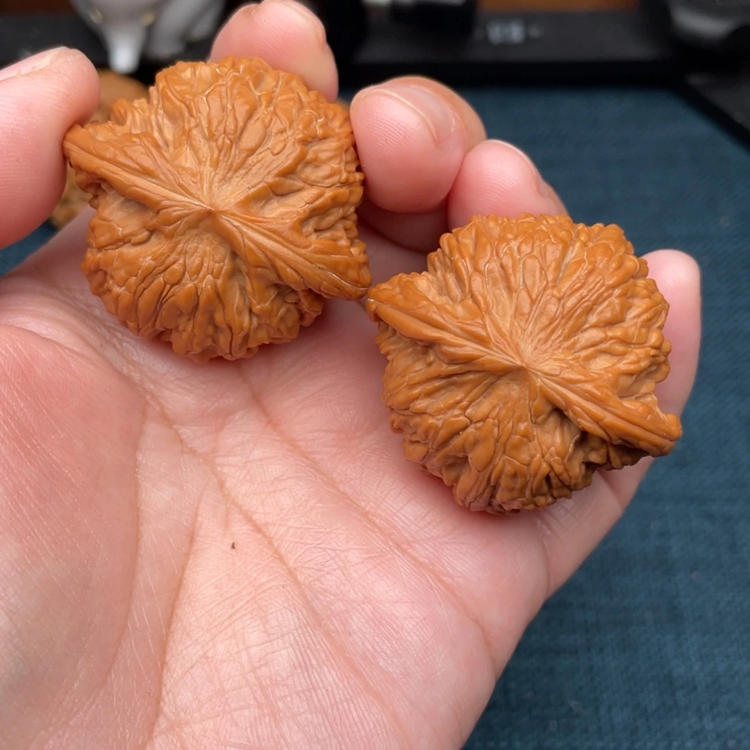 文玩核桃把件全品43红皮球磨