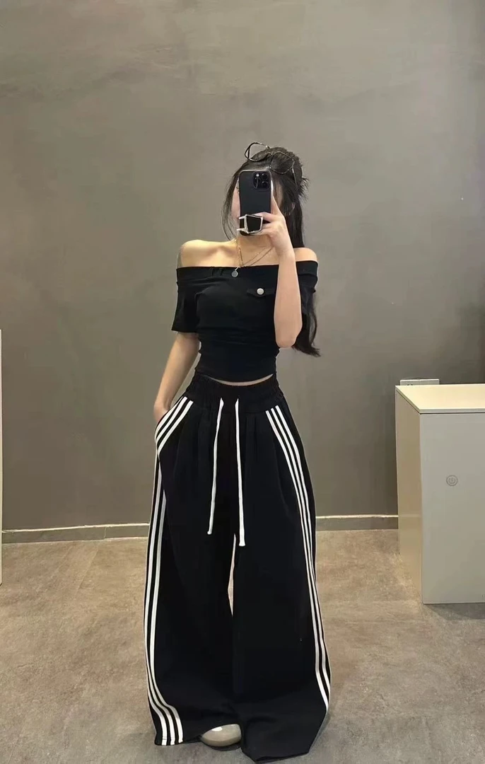 洁哥 新品纯欲辣妹纯色一字肩上衣