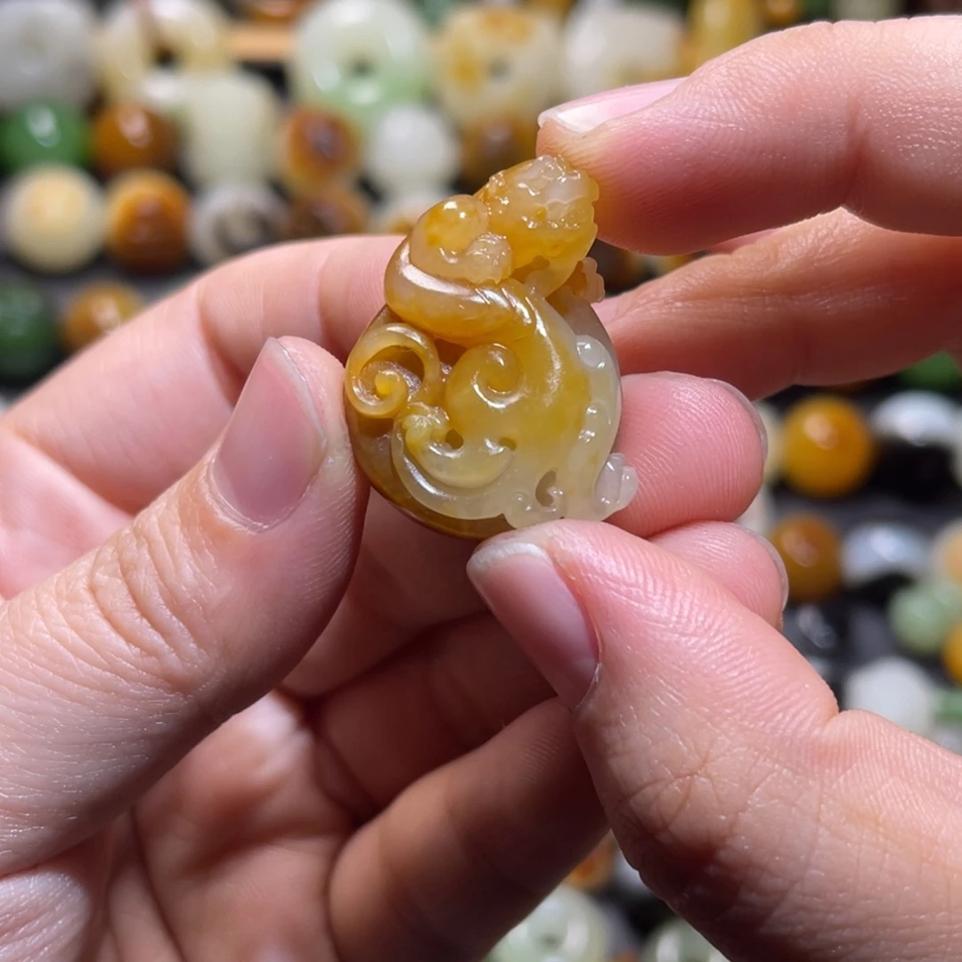 和田玉配饰未镶嵌凤*