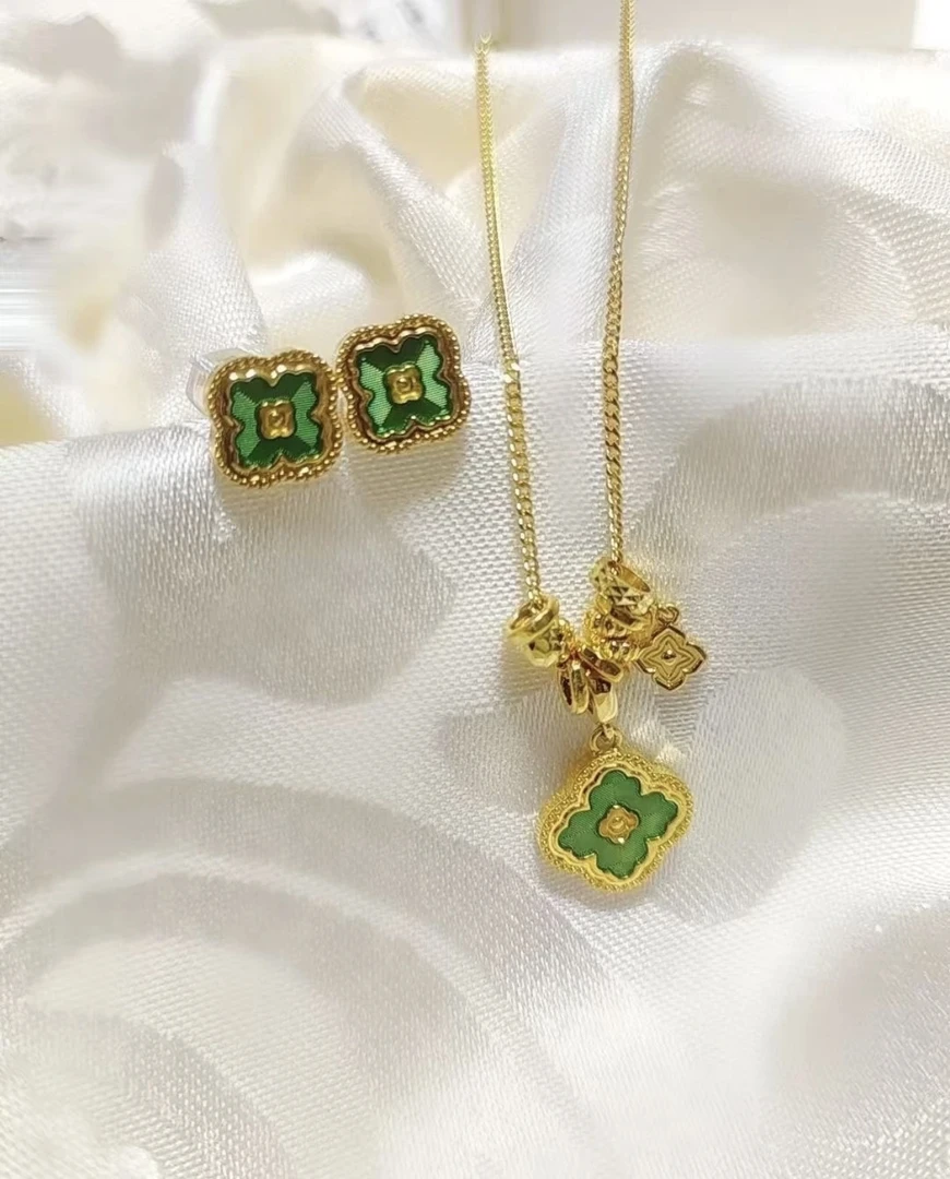 Chow Tai Seng/周大生周大生足金珐琅彩绿四叶草套链项链生日礼物