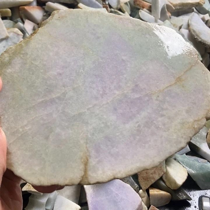 翡翠颈饰未镶嵌天然翡翠