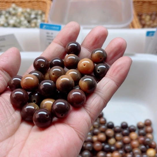 w***）吊坠白玉菩提精品13虎皮纹50颗