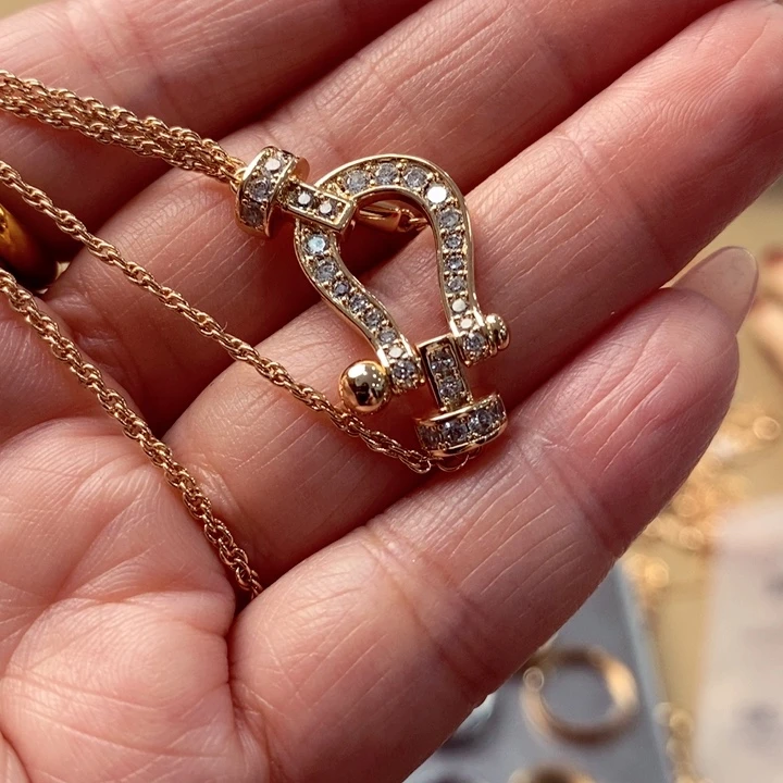 瓷片?****四季春花满庭皆红206