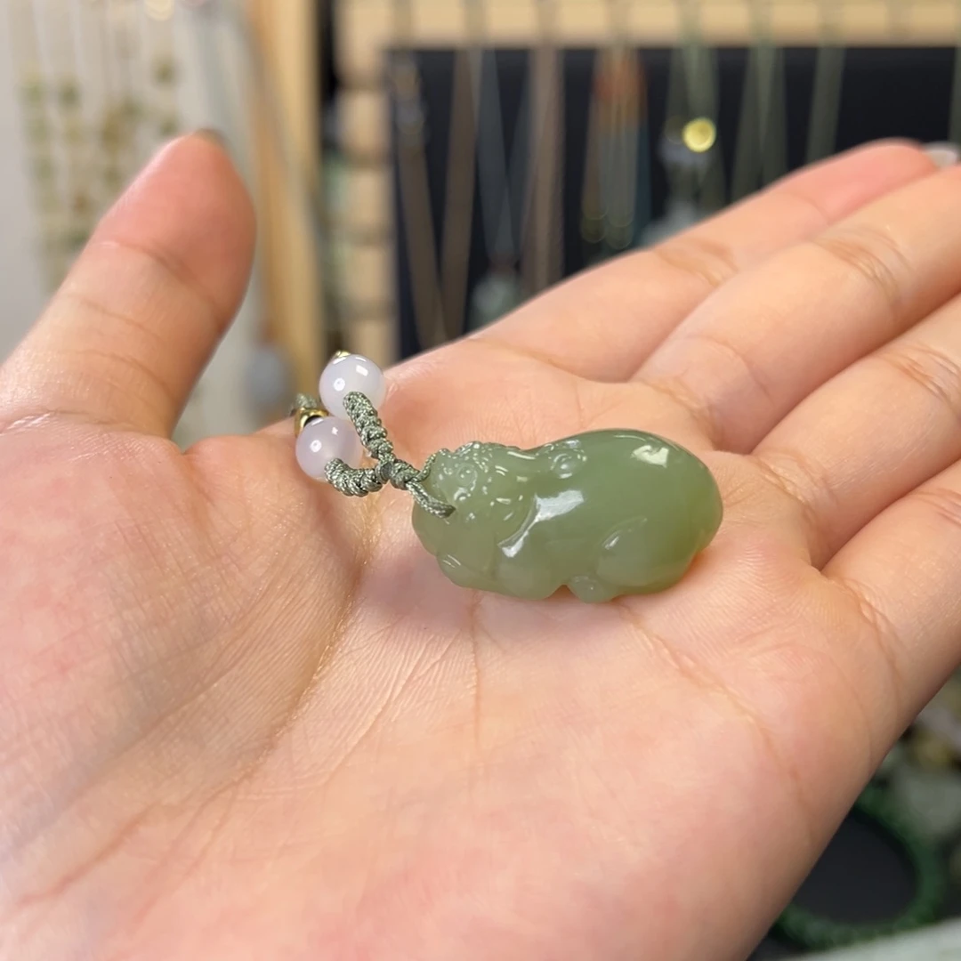和田玉未镶嵌吊坠(不含链)